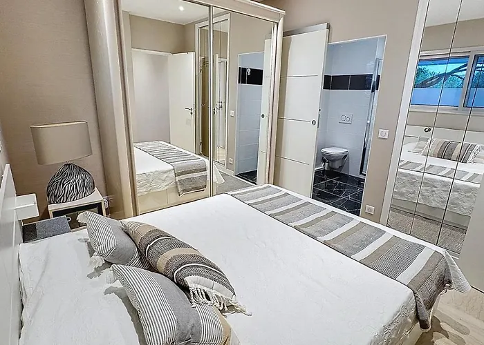 2pieces Marina Baie Des Anges