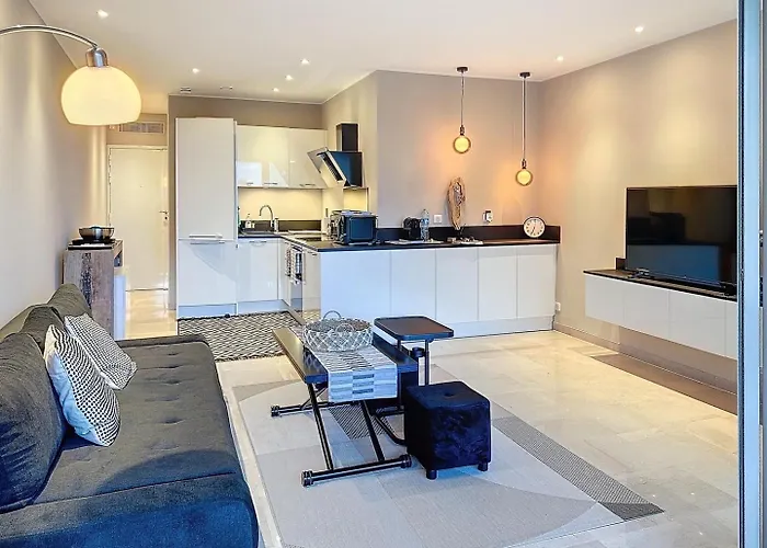 2pieces Marina Baie Des Anges Apartment
